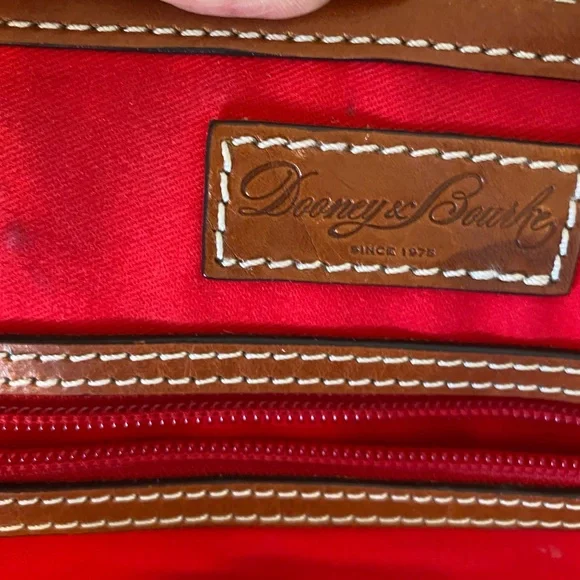 EUC Dooney & Bourke Pebble Grain Sierra Zip Zip Bark or Chocolate? - Picture 9 of 15